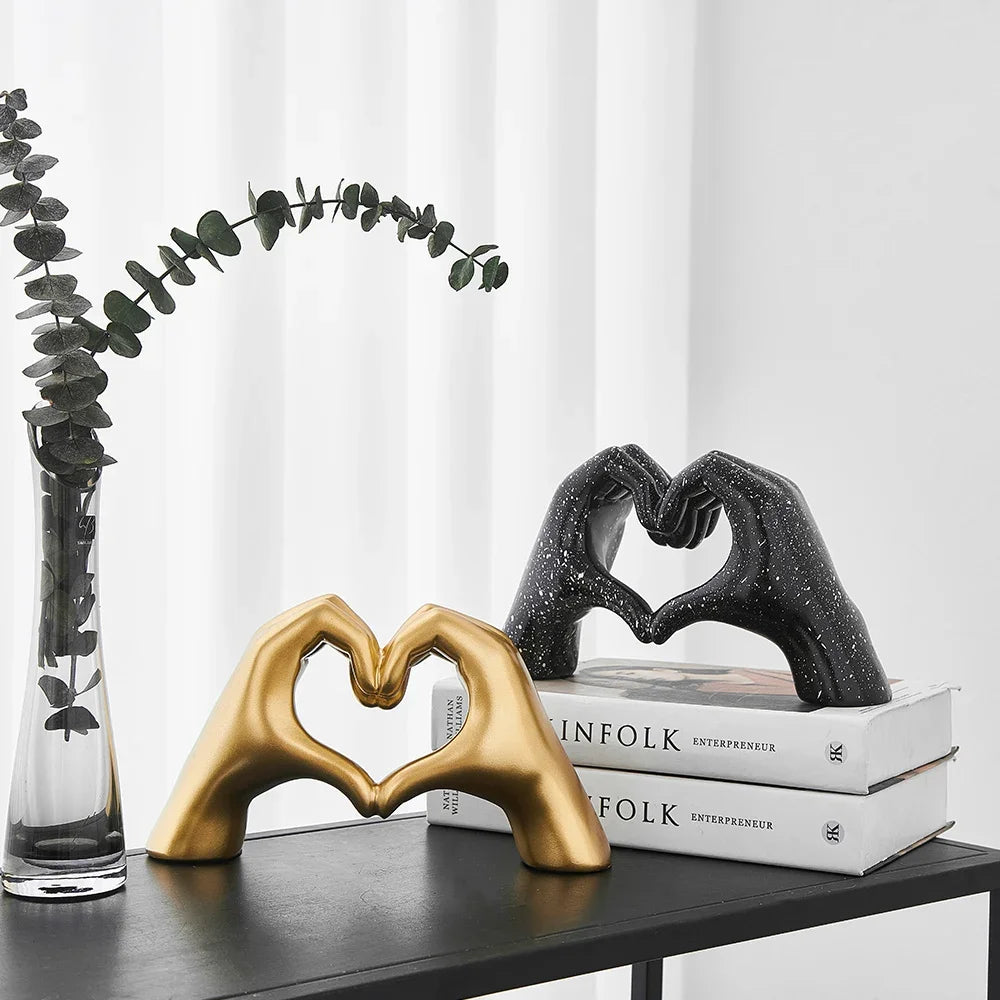 Minimalism Heart Gesture Sculpture Resin Abstract Hand Love Statue Figurine Home Living Room Desktop Decoration Accessories